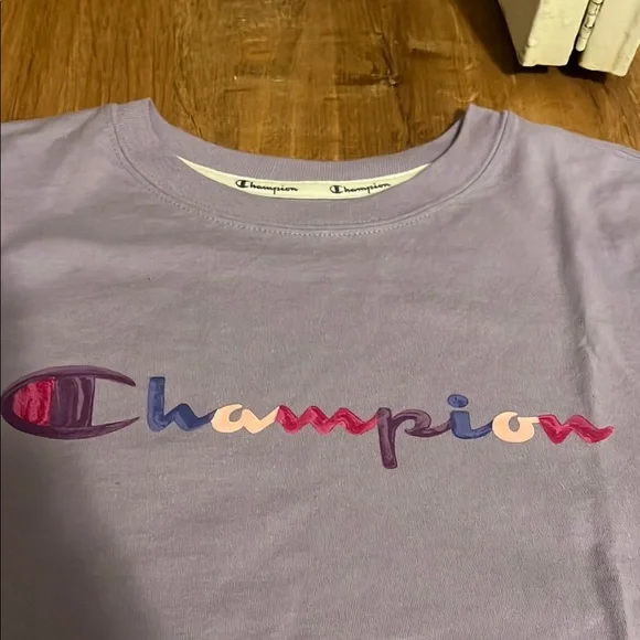 Champion Lavender Sweatshirt with Multicolor Logo Women’s Medium - Picture 6 of 8